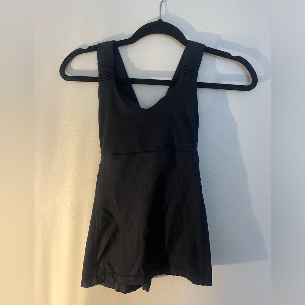 LULULEMON LIKE NEW BLACK SPORTS TANK TOP XS/S
